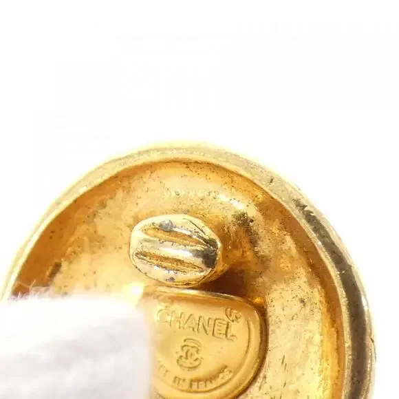 CHANEL Gold Earrings - Picture 6 of 8
